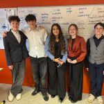 Image montrant une partie des élèves de la mini entreprise.